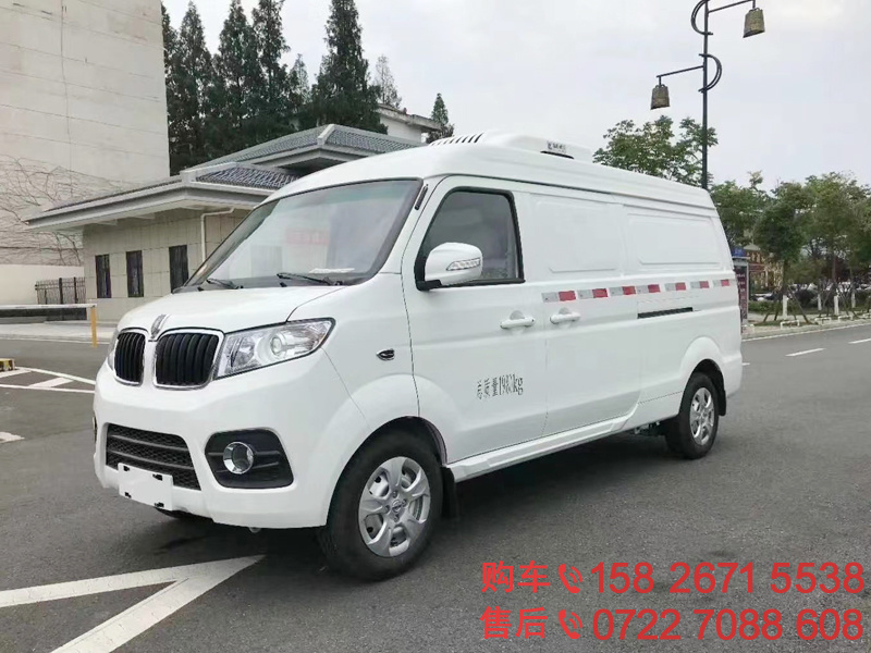 金杯面包冷藏车