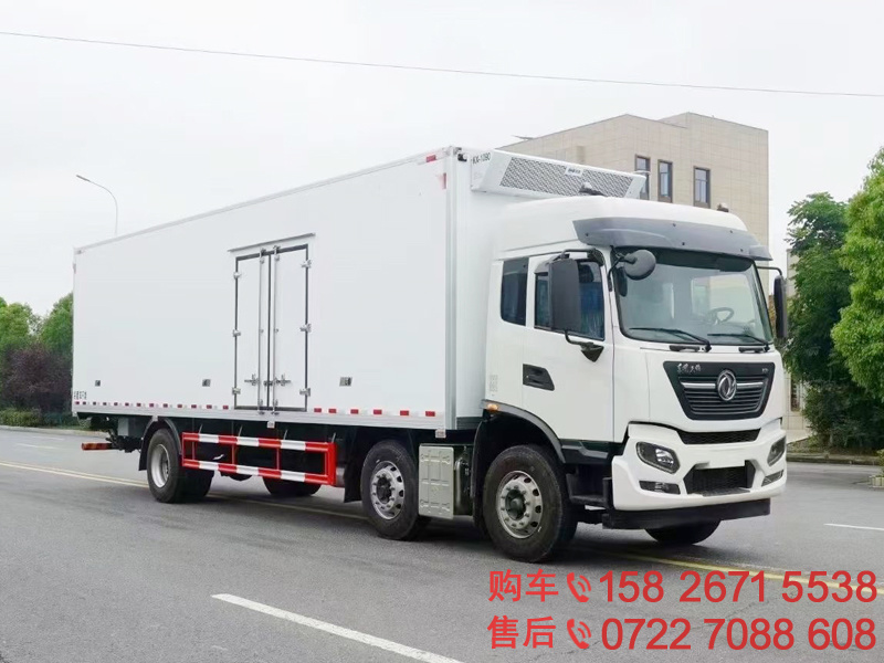 东风天锦KR三轴冷藏车